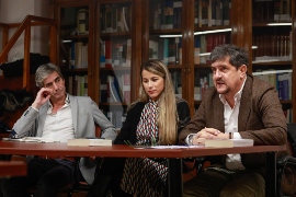 El Club de Lectura 'Enrique Hernández-Carrillo Fuentes' se estrena con el libro ‘Aunque todo se acabe’